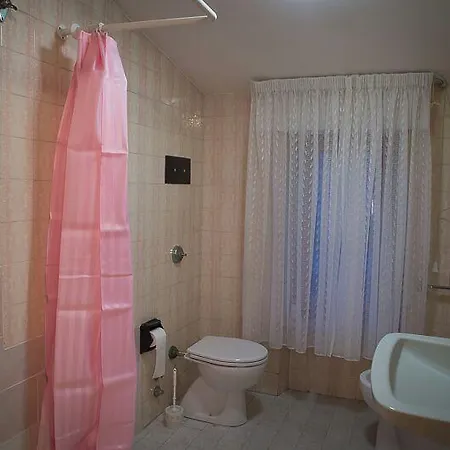 River Bed & Breakfast 3*