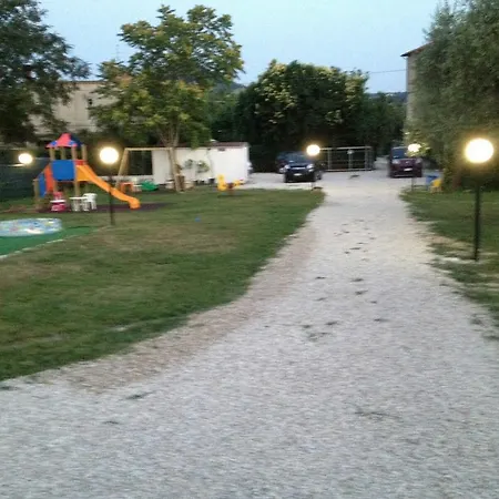 Bed & Breakfast River